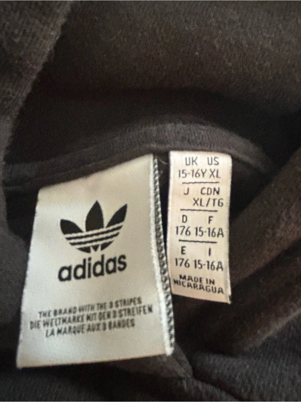 Adidas Youth XL (15-16 ) Graphic Cloudy Trefoil Pullover Hoodie Sweatshirt Black
